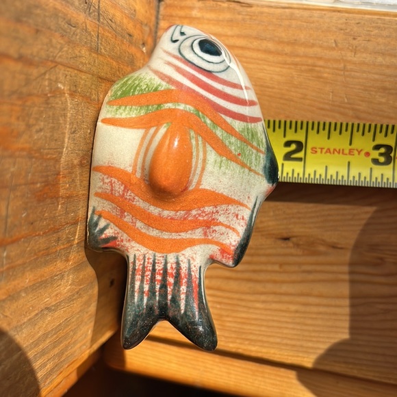 Erandi Mexican porcelain fish miniature - Picture 6 of 6